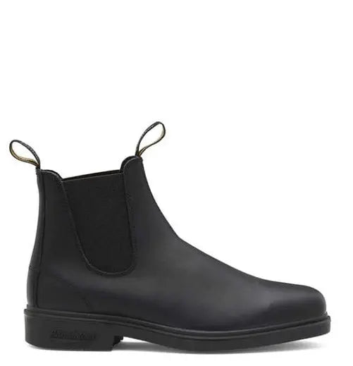 068 - Black Chisel Toe Boots