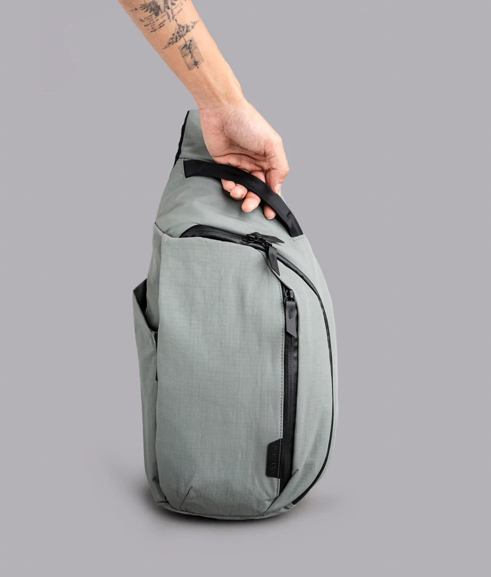 Alpaka Metro Crossbody 鈥?Left Shoulder