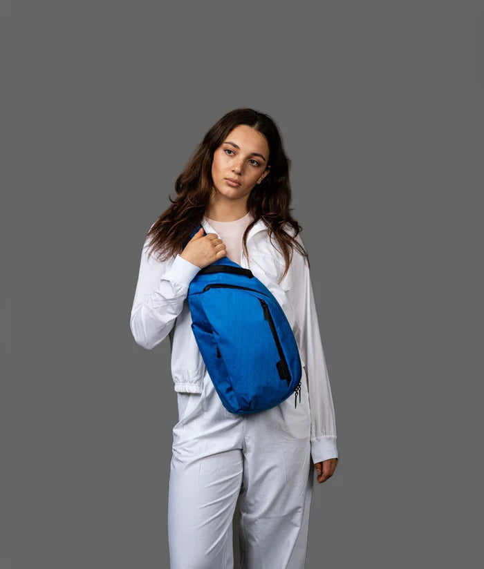 Alpaka Metro Crossbody 鈥?Left Shoulder
