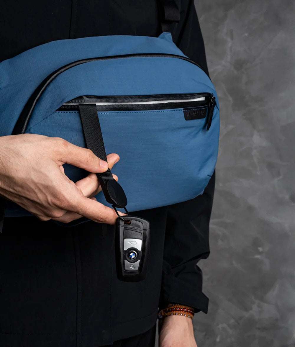 Alpaka Metro Crossbody 鈥?Left Shoulder