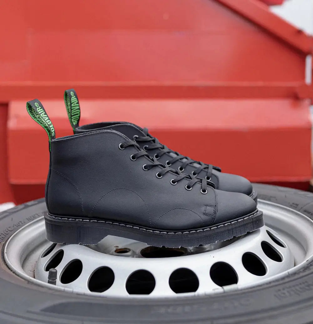 Solovair Monkey Boot - Greasy Black