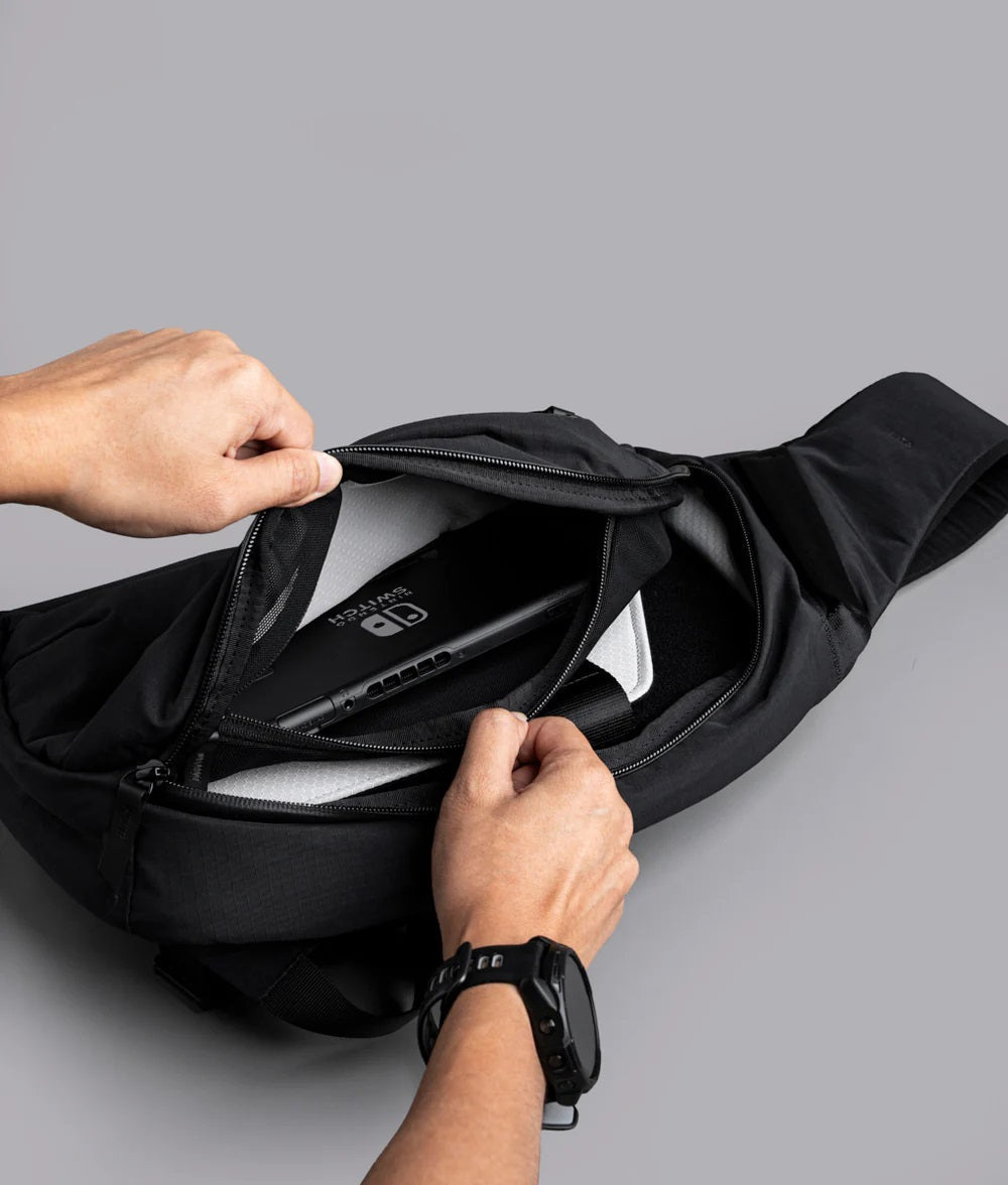 Alpaka Metro Crossbody 鈥?Left Shoulder